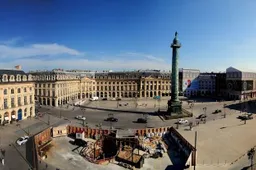 De promo van het legendarische hotel Ritz Paris is een échte must-watch