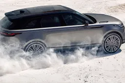 Dit is de moddervette Range Rover Velar
