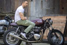 Deadpool-ster Ryan Reynolds laat zijn motor omtoveren tot een parel van een tweewieler