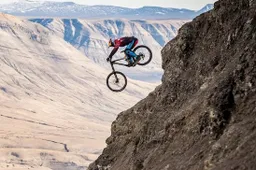 In deze brute docu-film gaan BMX'ers de natuur van de grenzende Noordpool testen