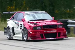 Audi S2 Quattro Coupé fabriceert monsterlijke bak herrie