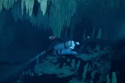 Grootste onderwatergrot ooit ontdekt in Mexico