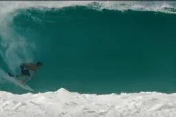 Italo Ferreira is de favoriet om de beste surfer van de wereld te worden en dit is waarom