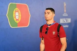 Ronaldo laat met doelpunten en sikje zien dat hij de 'GOAT' is