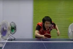 Chinezen doen de bizarste kunstjes met pingpong in deze hilarische video