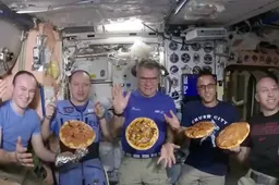 Astronaut Randy Bresnik deelt bijzondere momenten in de ruimte zoals pizza avond