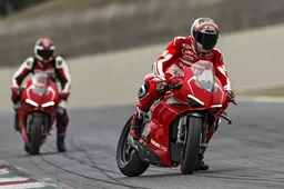 Ducati onthult krachtigste motor ooit: de 234 pk sterke Panigale V4R