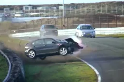 Seat Leon maakt megaklapper op Zandvoort tijdens trackday