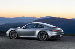 De achtste generatie Porsche 911 heeft de lekkerste kont ooit