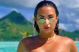 Demi Lovato toont met nieuwe Insta foto's haar ware lichaam zonder photoshop