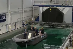 De grootse 3D-printer ter wereld breekt records en print een boot van 2200 kg