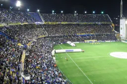 Argentijnse knakker krijgt een stadionverbod omdat hij eerst zijn ex moet betalen