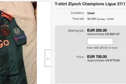 Ziyech geeft shirt aan veldbestormer die hem vervolgens gelijk te koop zet op eBay