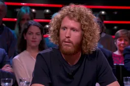 Comedian Kasper van der Laan is gestart met zijn theatertour 1 Kilo en dat is moddervette aanrader