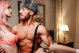 Oekraïense acteur en bodybuilder wil trouwen met zijn sekspop 'Mango'