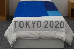 De atleten op de Olympische Spelen gaan slapen in deze kartonnen bedden