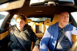 Andy van der Meijde wordt bijna beroofd van z’n BMW M8 tijdens opnames ‘Andy in de Auto’