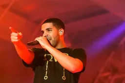 Drake verliest gigantisch veel geld met El Clásico wedstrijd