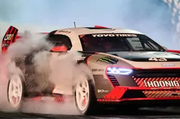 De Audi S1 e-tron Quattro Hoonitron drift door heel Las Vegas