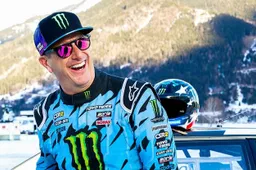 Een eerbetoon aan de overleden rally racer en stuntlegende Ken Block