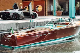 De onbetaalbare Lamborghini Riva Aquarama is het huis van twee V12's