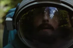 Netflix onthult geestverruimende teaser-trailer voor Adam Sandler's 'Spaceman'