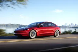 Tesla Model 3 sleept titel voor EV van het jaar 2024 binnen