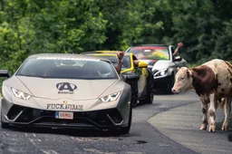 Streetgasm 2000 heeft 120 ronkende supercars aan de startlijn in Rotterdam