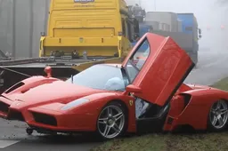 Ferrari Enzo met flink wat ‘karakter’ te koop op Marktplaats