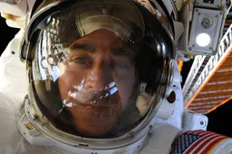 Astronaut gaat viraal met zijn buitenaardse selfie