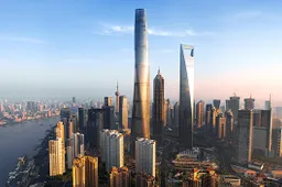 De acht jaar durende bouw van de Shanghai Tower samengevat in een dikke time lapse