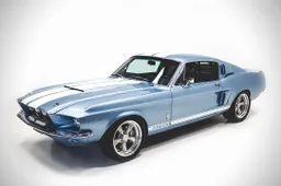 Revology maakt prachtige babyblauwe Shelby GT500 uit 1967