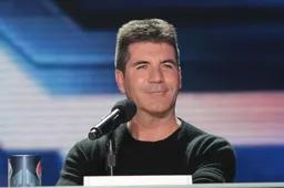 Twitter gaat los op het spraakmakende uiterlijk van Simon Cowell