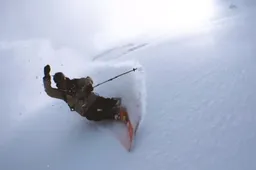 Slingerende ski-koning maakt next level video