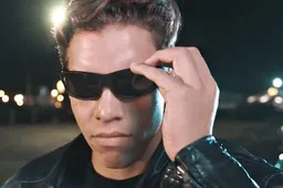 Zoon van Arnold Schwarzenegger treedt in de voetsporen van zijn pa