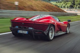 Top Gear brengt nieuwe Ferrari Daytona SP3 op formidabele wijze in beeld