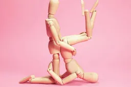 Ann Summers dropt een kinky 30 dagen seks position challenge voor jou en je vriendin