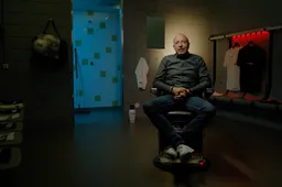 'Mannen van TABAC': autocoureur Tom Coronel
