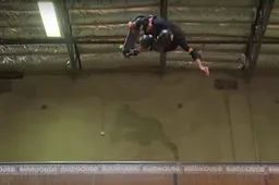 Op 48-jarige leeftijd heeft Tony Hawk nog steeds de skills