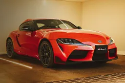 Toyota komt met een brute Supra die wél op de weg mag