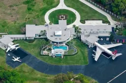 Dit is de gruwelijke mansion van John Travolta (met Boeing 707 in de tuin)