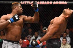 Alistair Overeem gaat knock-out door dodelijke uppercut