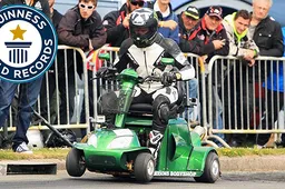 Deze recordbrekende scootmobiel knalt met meer dan 170 km/u over het asfalt
