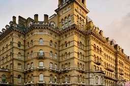 Moordhotel in London is een hotel gebaseerd op waargebeurde verhalen