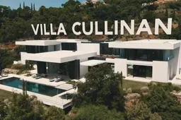 Jon Ollson geeft een exclusief kijkje in deze sicke villa van 32 miljoen euro