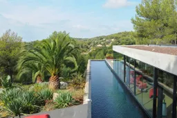 Vriendenvakantie in Zuid-Frankrijk til je naar torenhoog niveau met deze villa