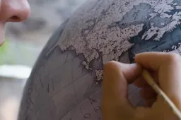 Toffe wereldbollen om je woonkamer mee te pimpen