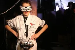 Brits jochie wint eerste World Drone Prix en neemt 225.000 euro mee naar huis