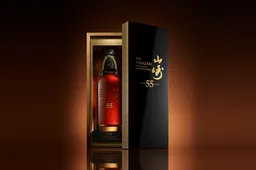 Japans whiskymerk Suntory verkoopt haar oudste fles voor bizar bedrag