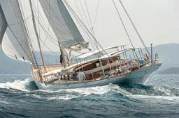 GRACE III was bij uitstek het dikste zeiljacht van de Monaco Yacht Show